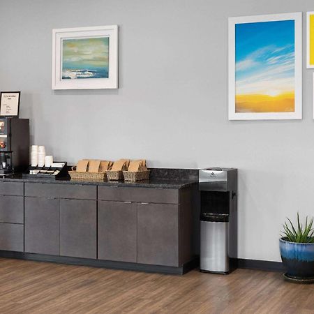 Days Inn Of Frederick By Wyndham Exteriér fotografie
