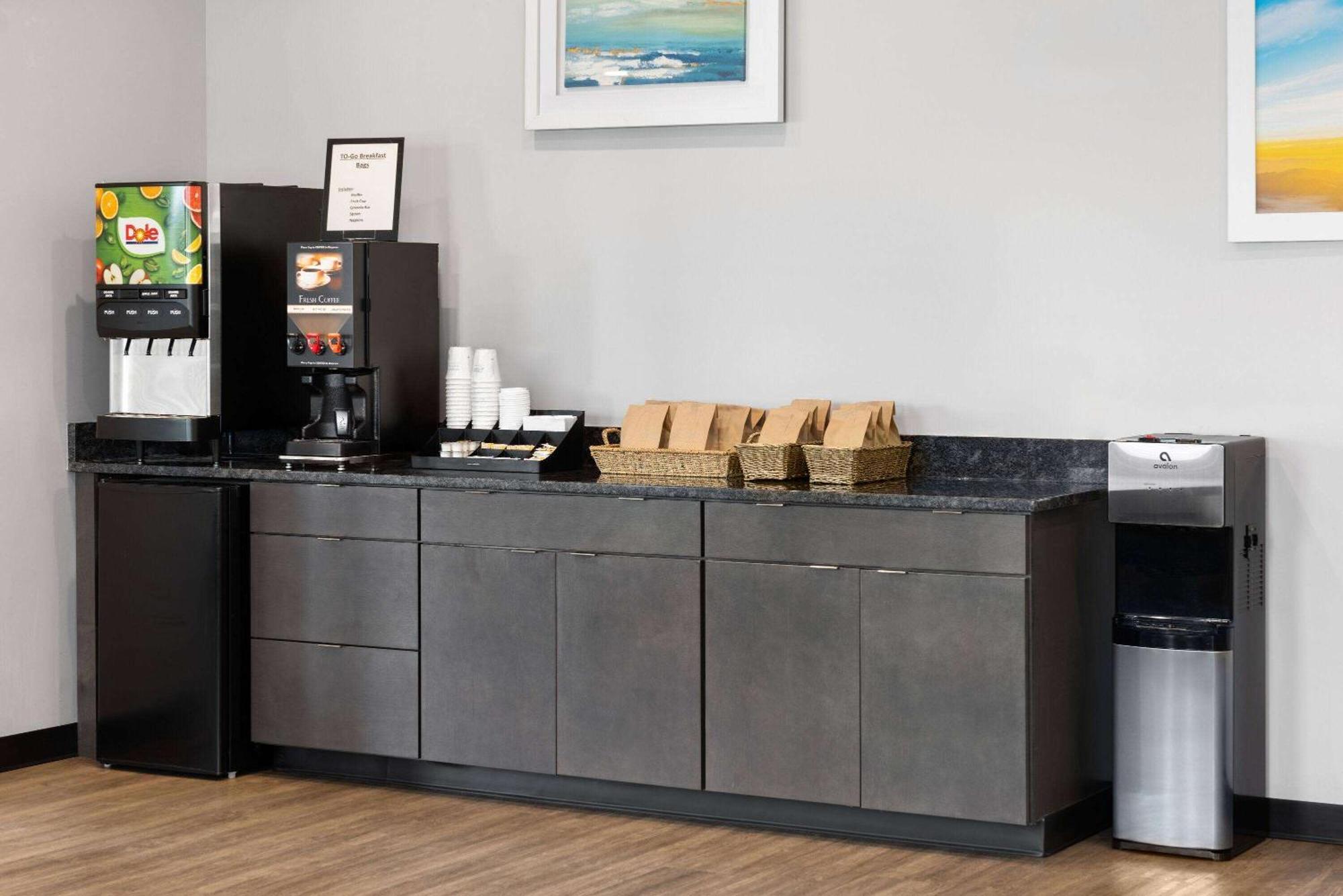 Days Inn Of Frederick By Wyndham Exteriér fotografie