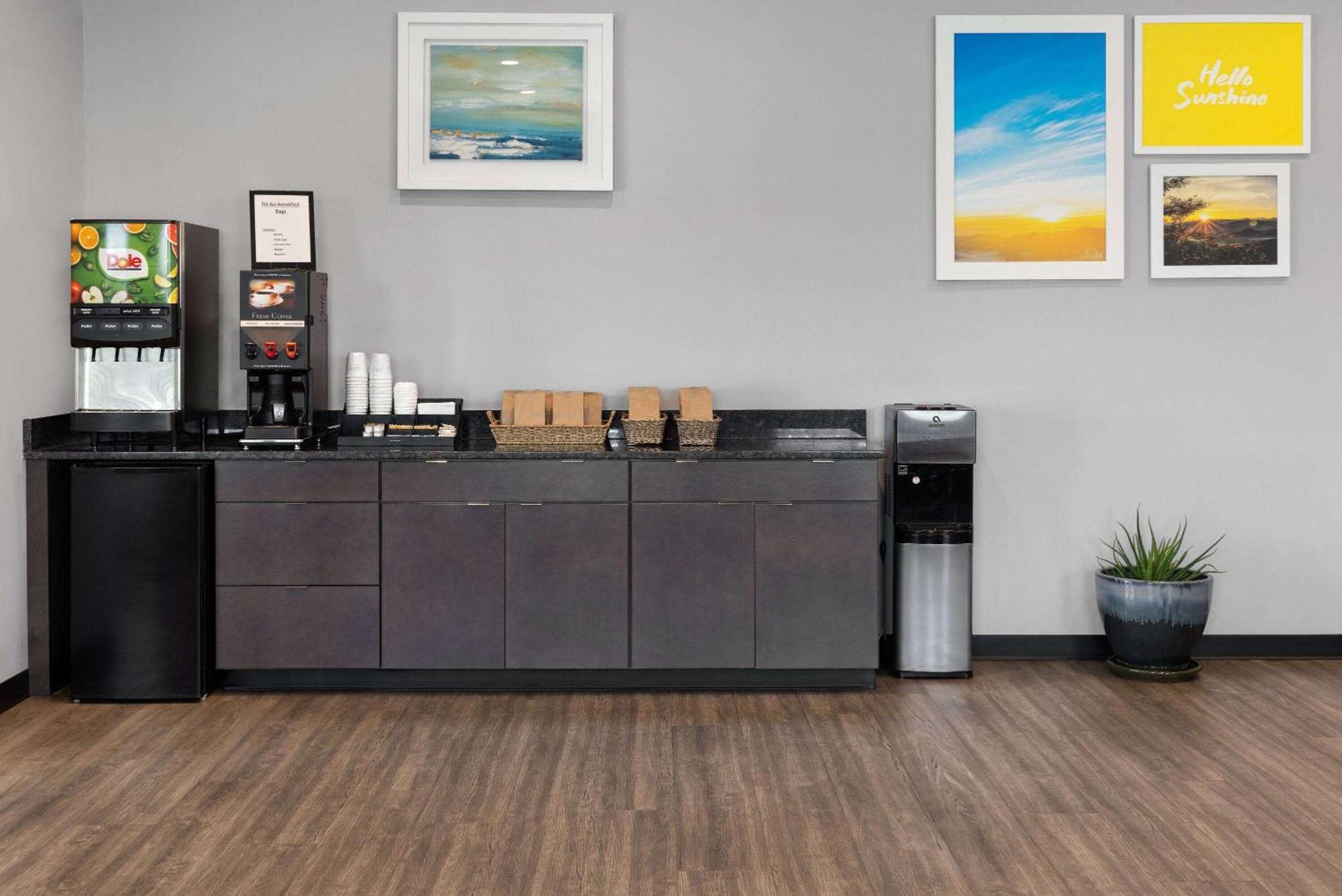 Days Inn Of Frederick By Wyndham Exteriér fotografie