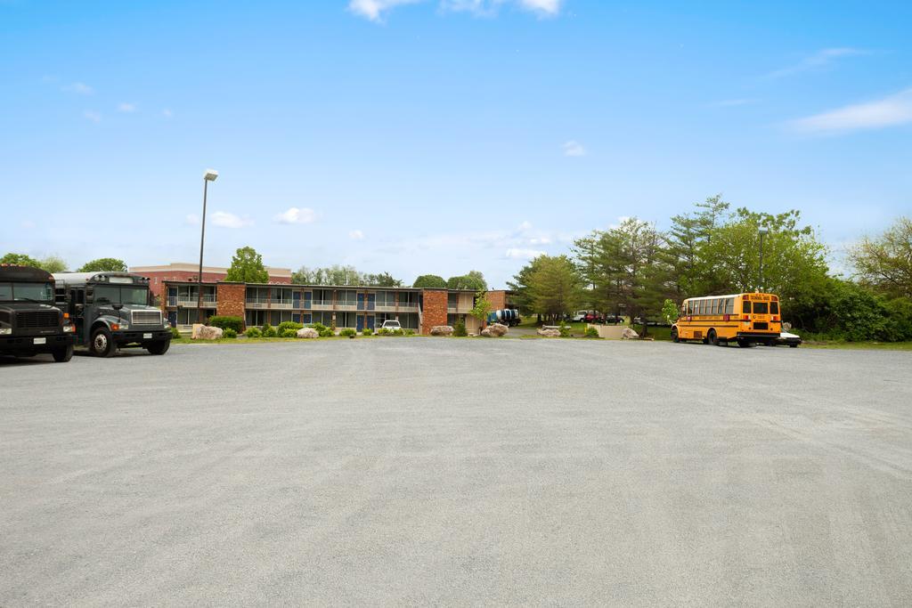 Days Inn Of Frederick By Wyndham Exteriér fotografie